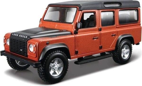 Bburago 1:32 Land Rover Defender 110 - hnědá